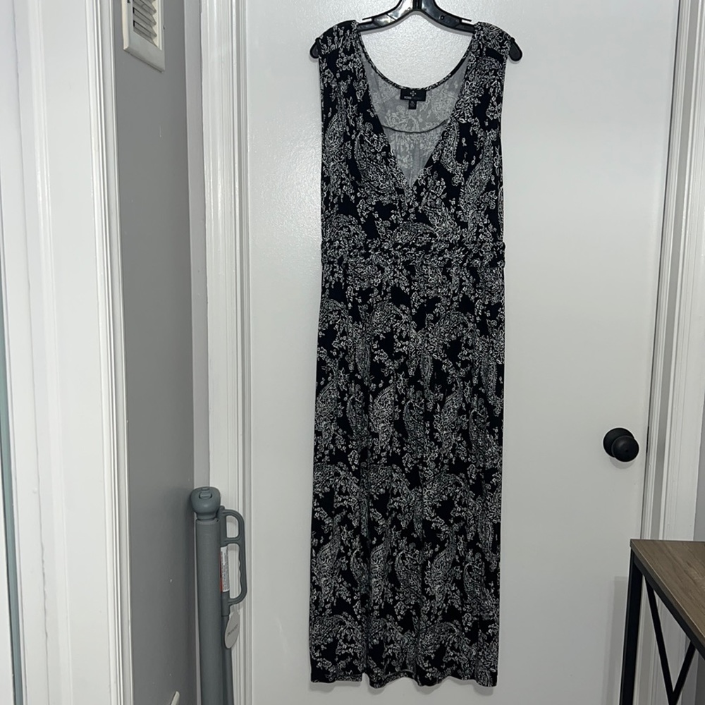 Ronni Nicole Black and White Floral Maxi Dress